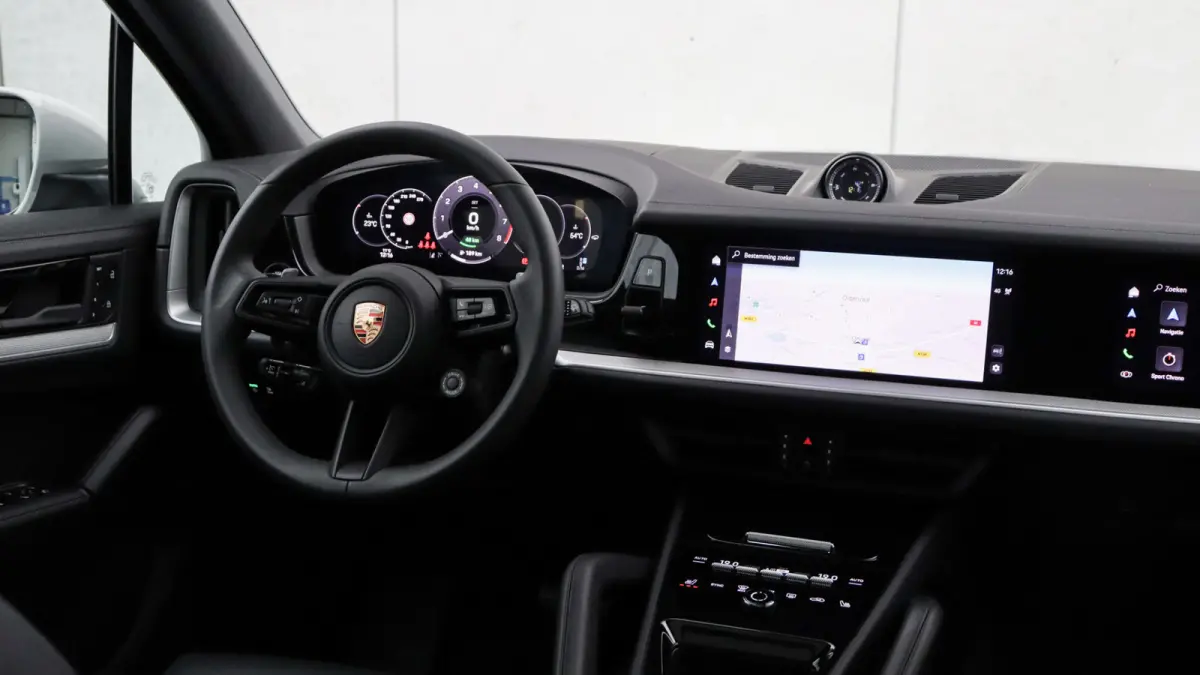 3.0 E-Hybrid SportDesign | Panoramadak | BOSE Sound | Soft-Close | Bijrijdersdisplay | Trekhaak