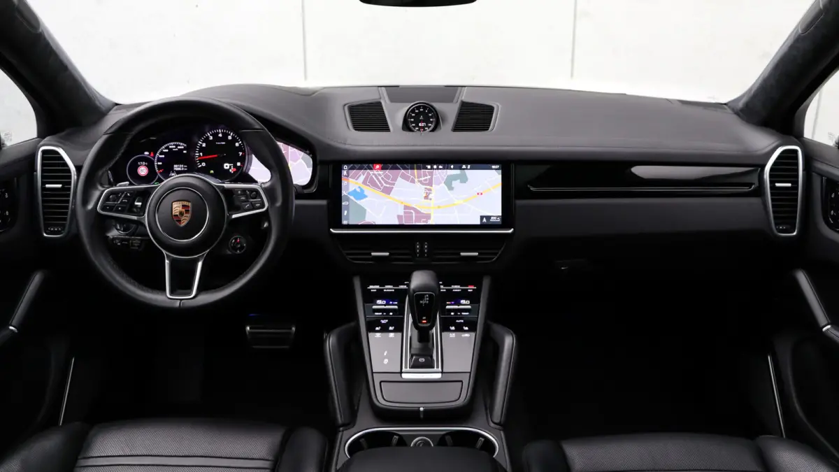 2.9 S SportDesign | Burmester 3D | Stoelventilatie | PSCB | Head-up | Soft-Close | InnoDrive | LED Matrix | Trekhaak | Achterasbesturing