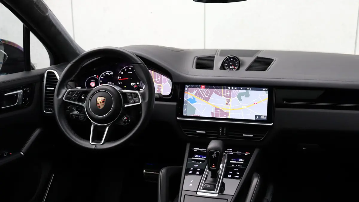 2.9 S SportDesign | Burmester 3D | Stoelventilatie | PSCB | Head-up | Soft-Close | InnoDrive | LED Matrix | Trekhaak | Achterasbesturing