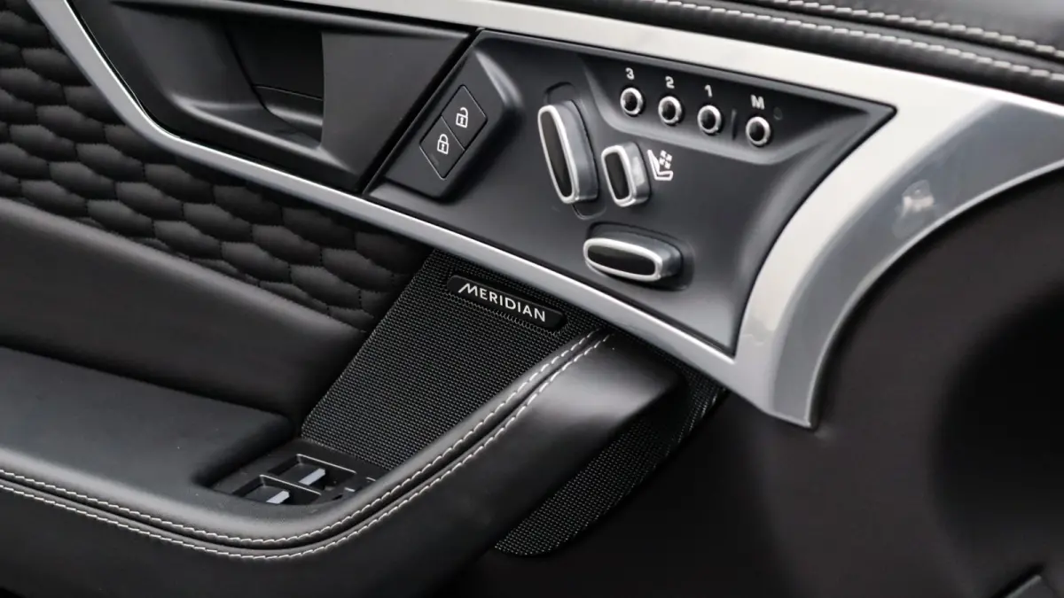 P450 AWD First Edition | Stoelventilatie | Meridian | Performance Stoelen | Stuurwielverwarming
