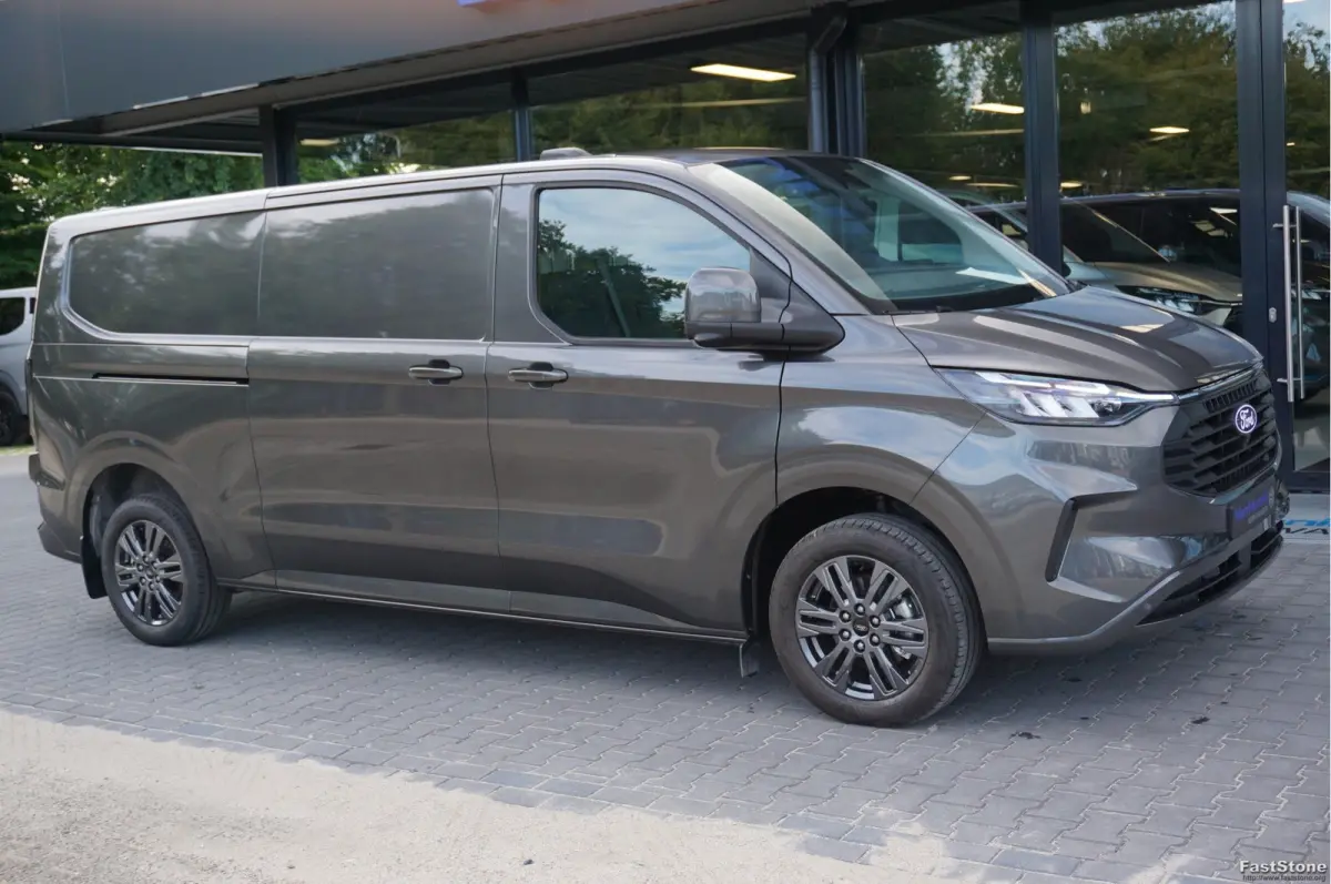 320L 2.5 PHEV Hybride 233PK Limited PRIJS INCL. BPM !! 13" Navi, Adap. Cruise, Camera, 17" LM, Trekhaak!! NR. HYB005