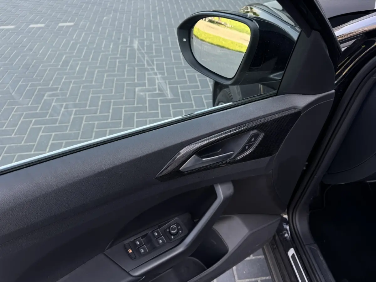 1.5 TSI R-Line 2024 IQ LIGHT NAVI CAMERA CLIMATE SPORTVELGEN