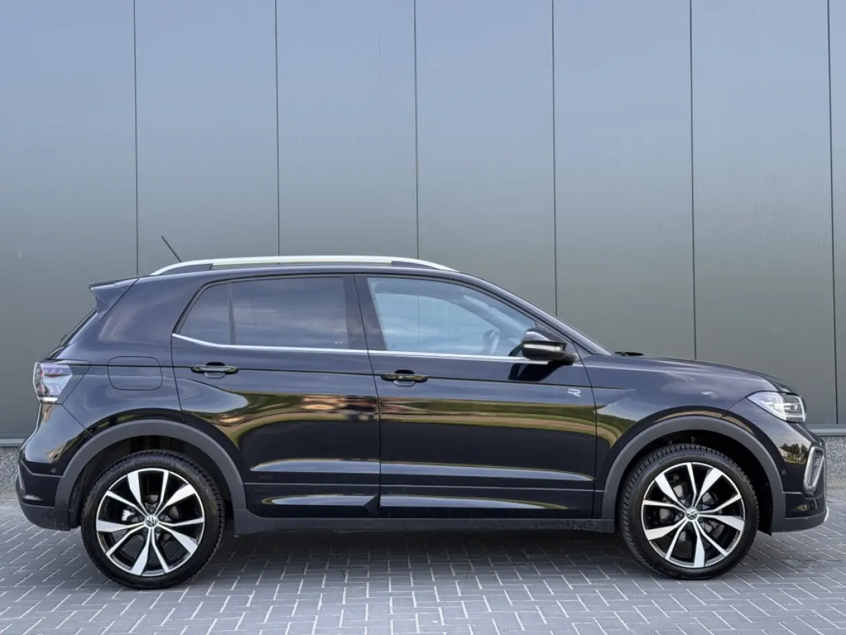 1.5 TSI R-Line 2024 IQ LIGHT NAVI CAMERA CLIMATE SPORTVELGEN