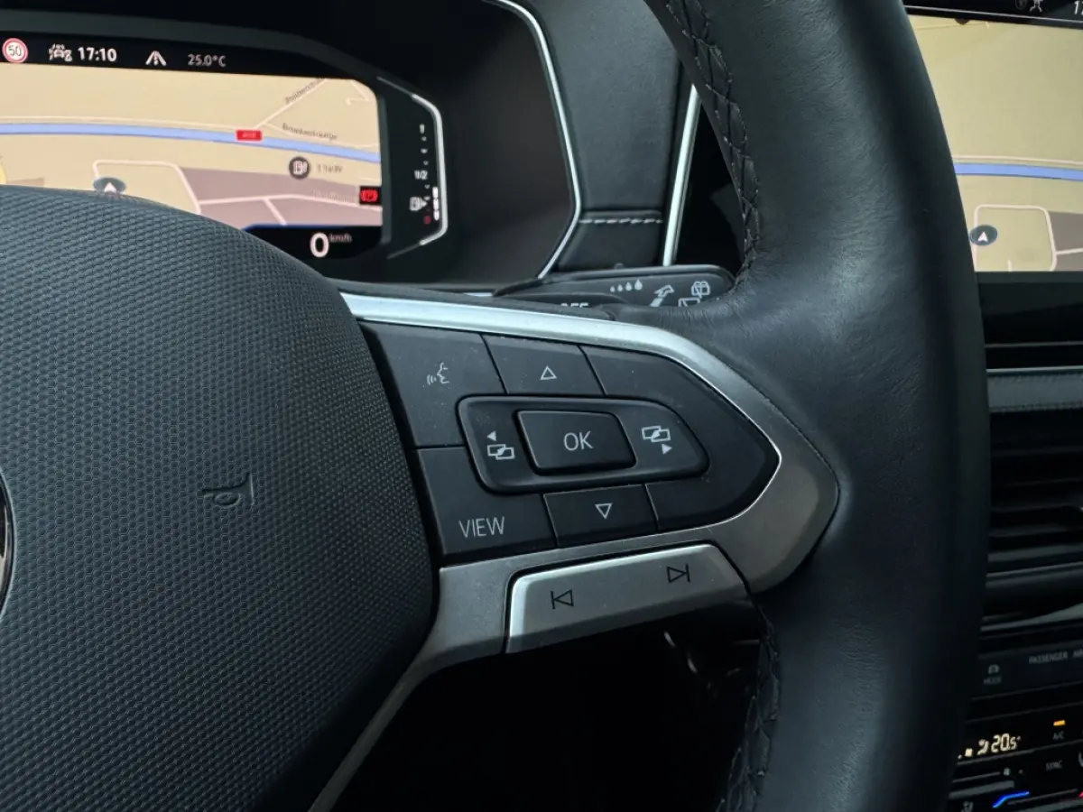1.5 TSI R-Line 2024 IQ LIGHT NAVI CAMERA CLIMATE SPORTVELGEN