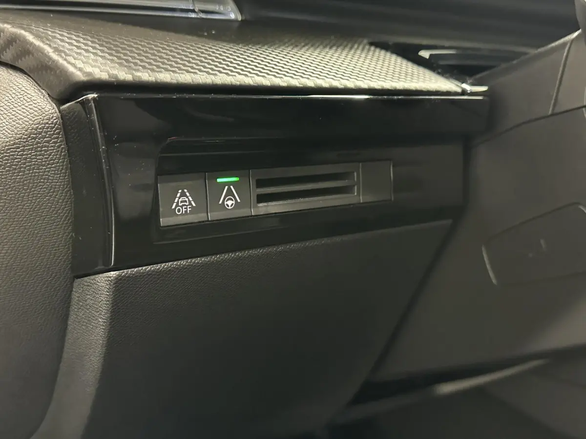 1.2 PureTech Allure Pack Business CAMERA ECC ADAP CRUISE CARPLAY.