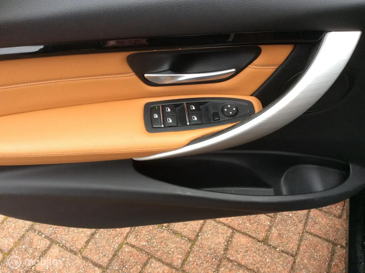 318i Luxury Edition Nav St Verw Trekh Nap