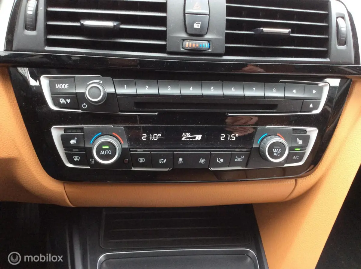 318i Luxury Edition Nav St Verw Trekh Nap
