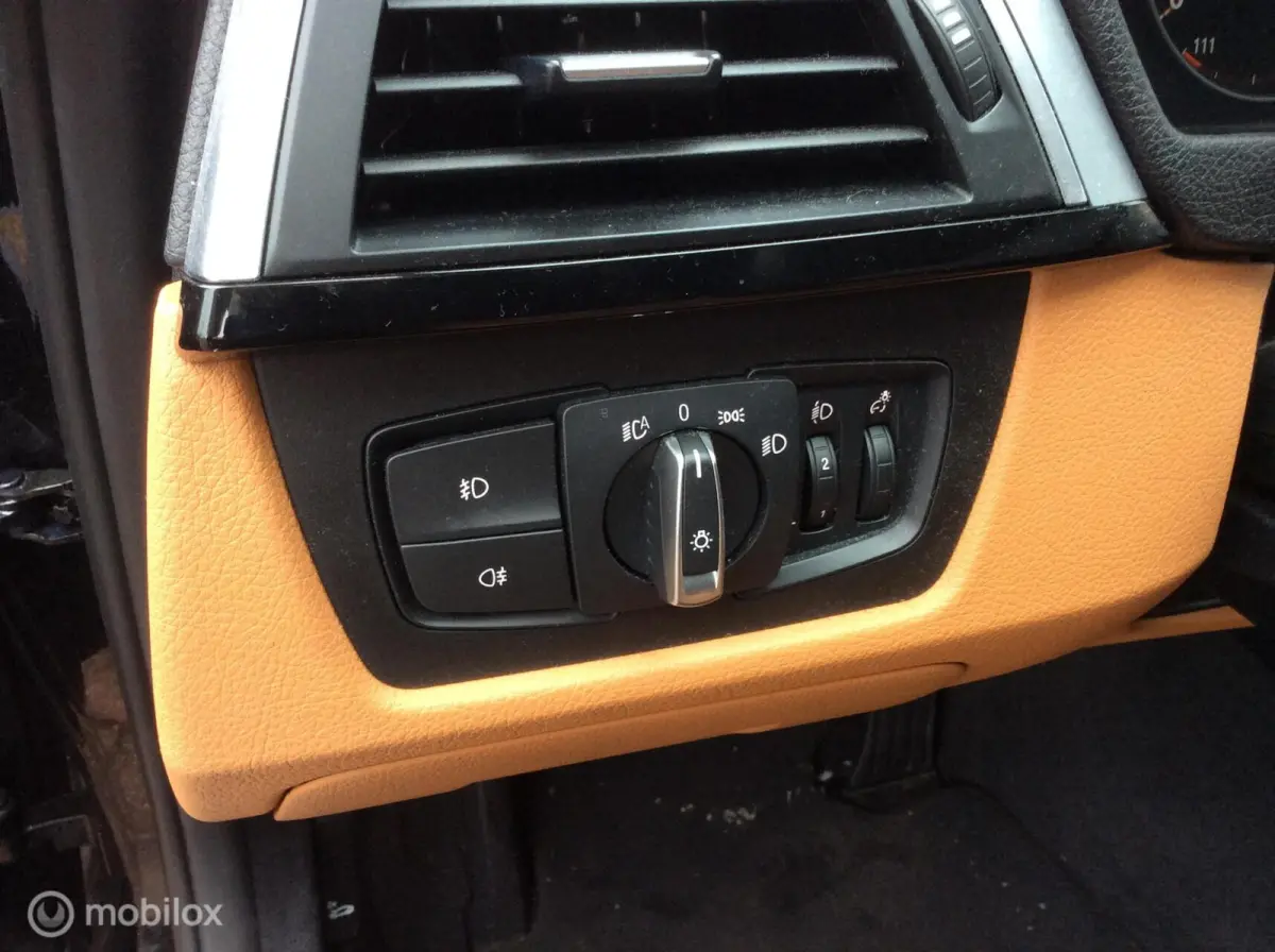 318i Luxury Edition Nav St Verw Trekh Nap