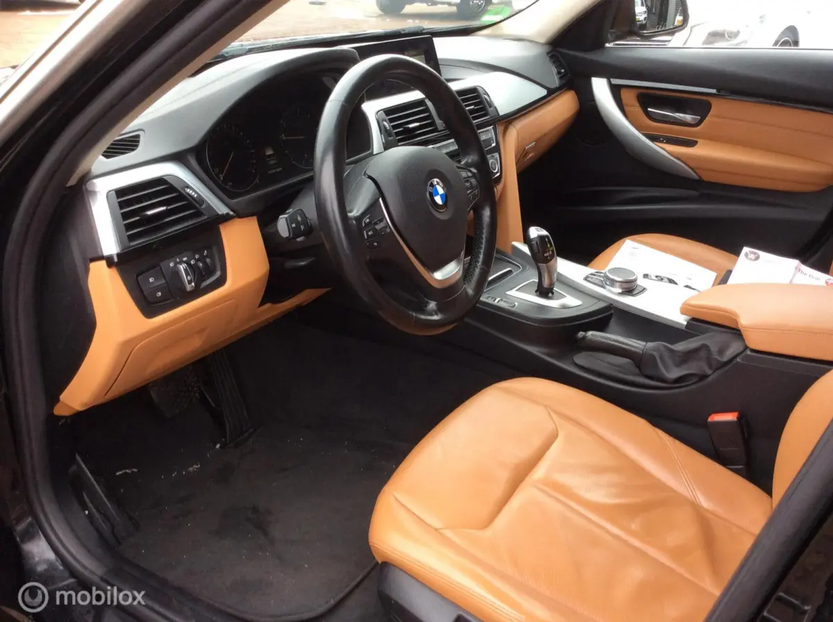 318i Luxury Edition Nav St Verw Trekh Nap