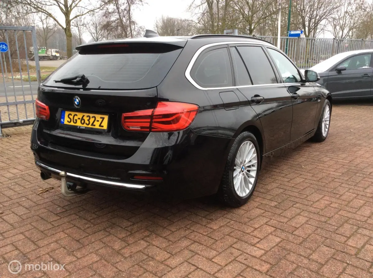 318i Luxury Edition Nav St Verw Trekh Nap
