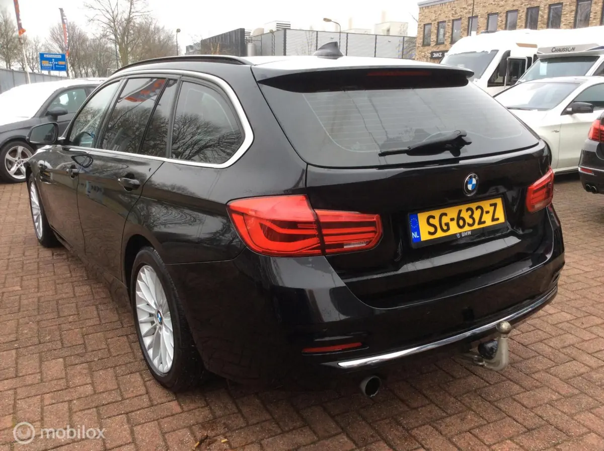 318i Luxury Edition Nav St Verw Trekh Nap