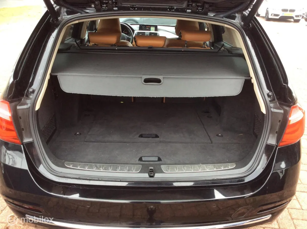 318i Luxury Edition Nav St Verw Trekh Nap