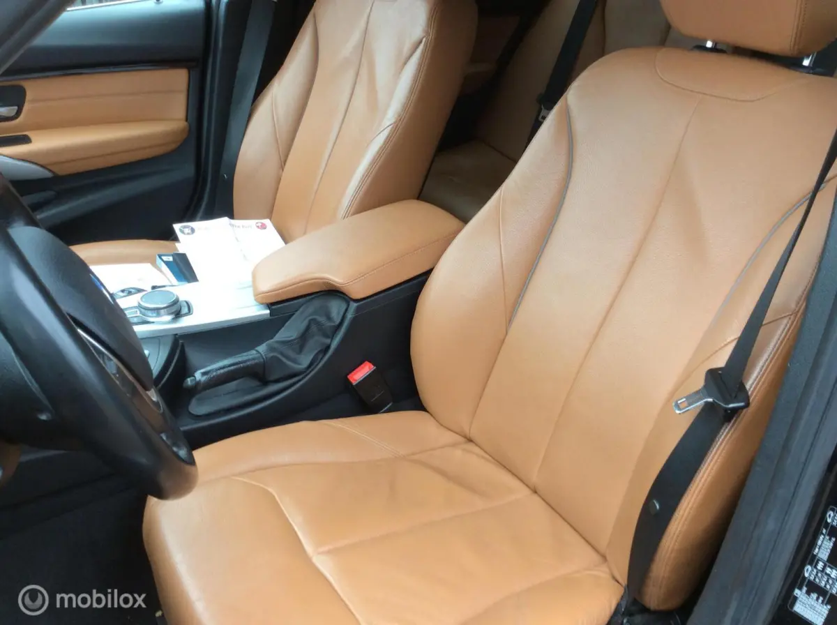 318i Luxury Edition Nav St Verw Trekh Nap