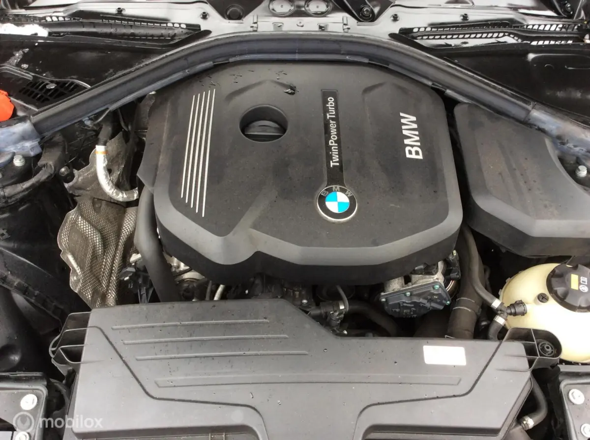 318i Luxury Edition Nav St Verw Trekh Nap