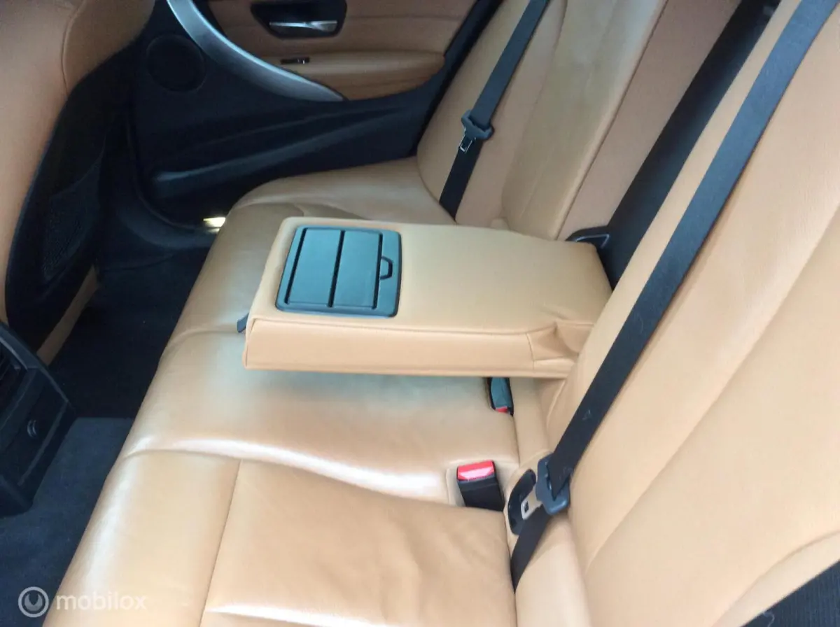 318i Luxury Edition Nav St Verw Trekh Nap