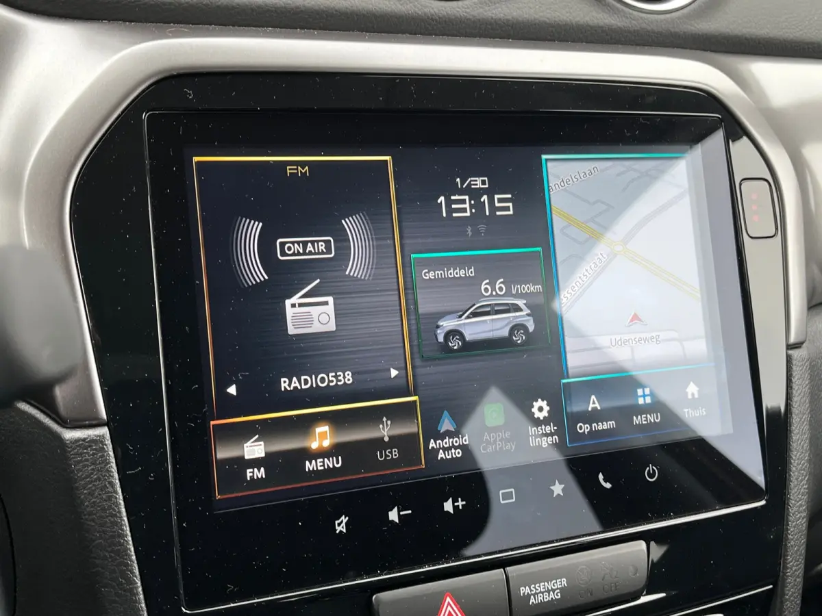 1.5 Hybrid Select Automaat | Facelift | Adaptive Cruise | Draadloze Apple Carplay | Stoelverwarming |