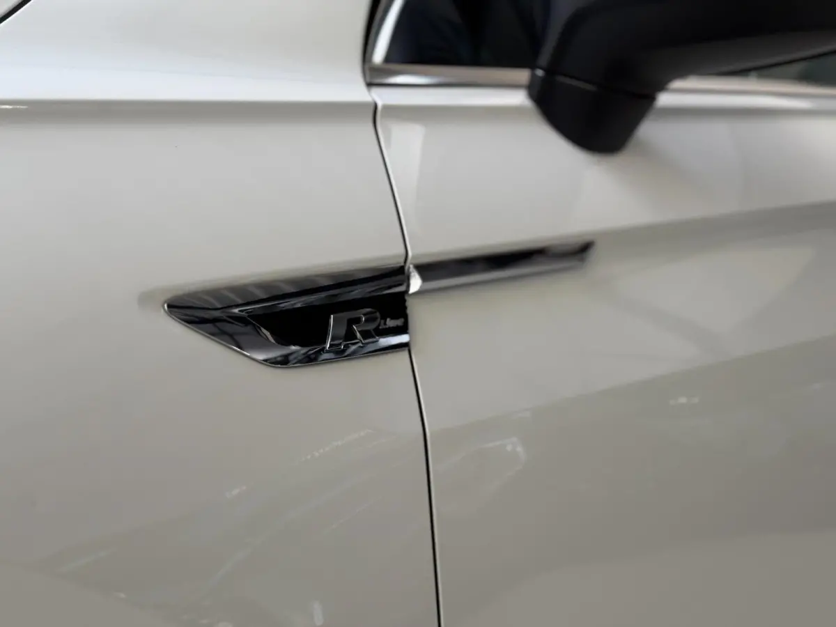 2.0 TDI 4Motion R-LINE | 190PK | VIRTUAL | TREKHAAK | CAMERA