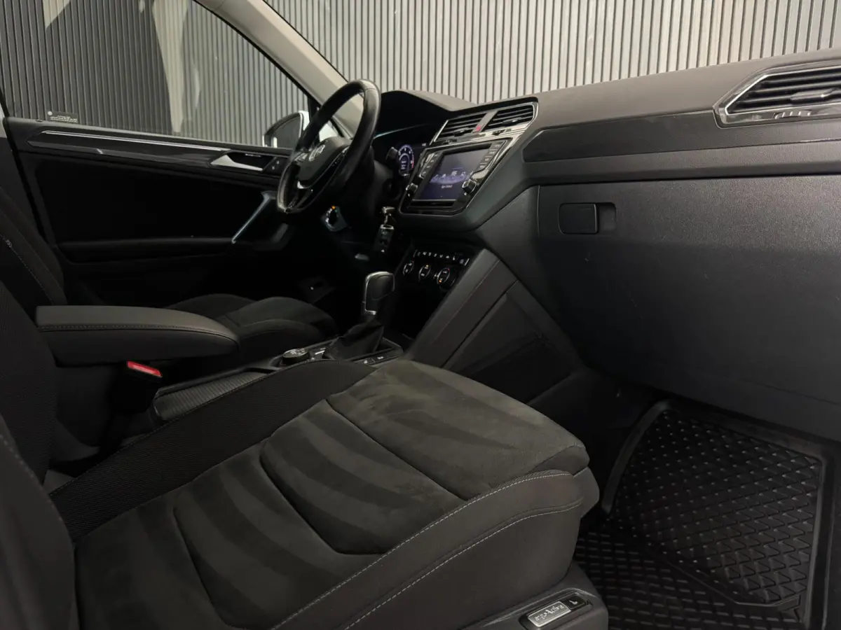 2.0 TDI 4Motion R-LINE | 190PK | VIRTUAL | TREKHAAK | CAMERA