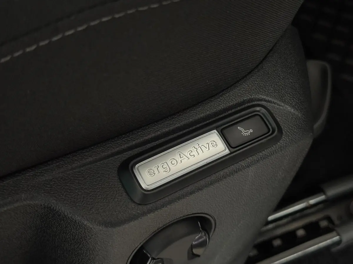 2.0 TDI 4Motion R-LINE | 190PK | VIRTUAL | TREKHAAK | CAMERA