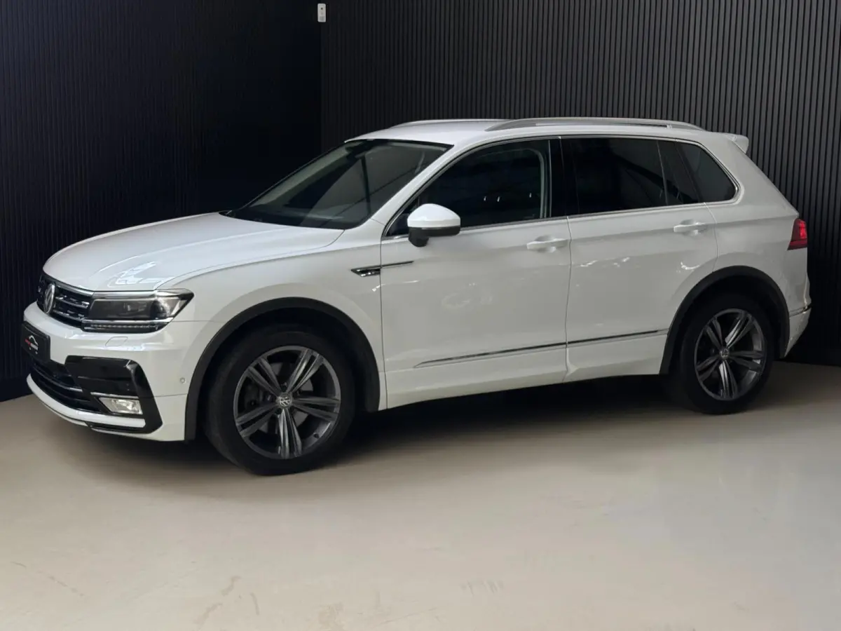 2.0 TDI 4Motion R-LINE | 190PK | VIRTUAL | TREKHAAK | CAMERA