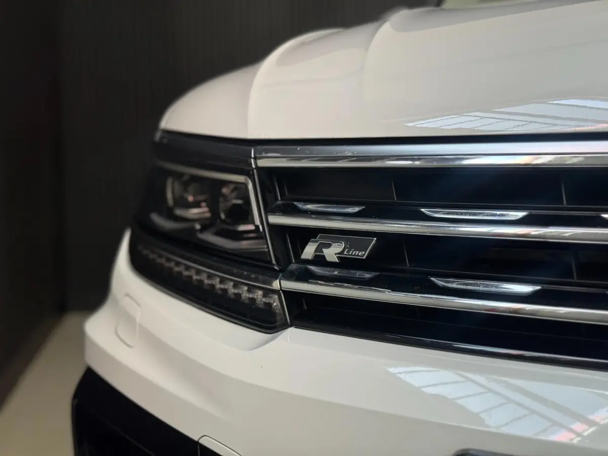 2.0 TDI 4Motion R-LINE | 190PK | VIRTUAL | TREKHAAK | CAMERA