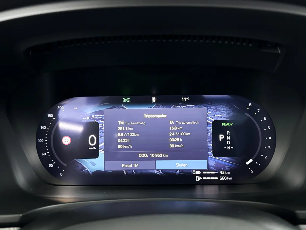 T8 Plug-in hybrid AWD Ultra Dark | SOH 100% | Panoramadak | 360° camera | Bowers & Wilkins | Luchtvering | Stoelventilatie | Stoel- en Stuurverwarming | Trekhaak
