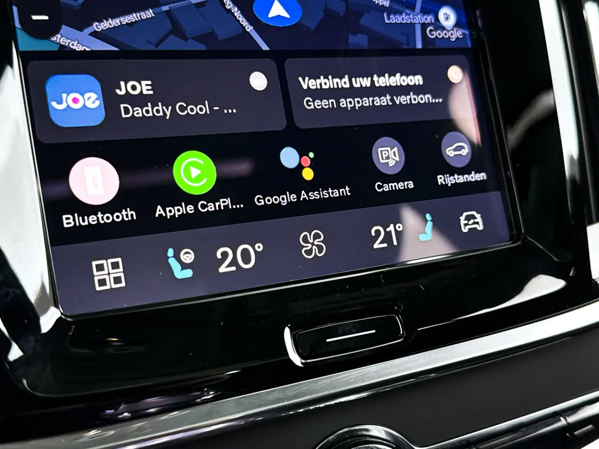 T8 Plug-in hybrid AWD Ultra Dark | SOH 100% | Panoramadak | 360° camera | Bowers & Wilkins | Luchtvering | Stoelventilatie | Stoel- en Stuurverwarming | Trekhaak