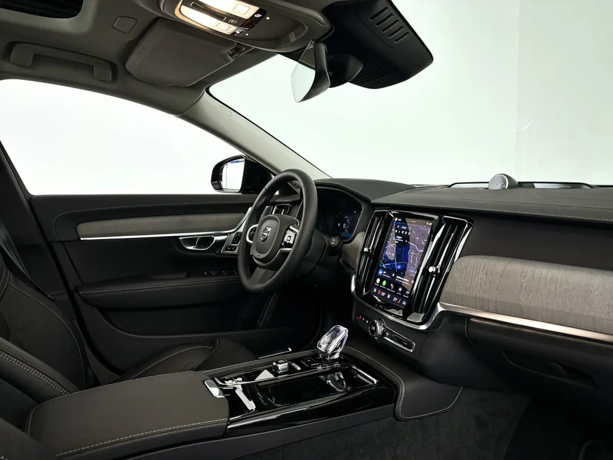T8 Plug-in hybrid AWD Ultra Dark | SOH 100% | Panoramadak | 360° camera | Bowers & Wilkins | Luchtvering | Stoelventilatie | Stoel- en Stuurverwarming | Trekhaak