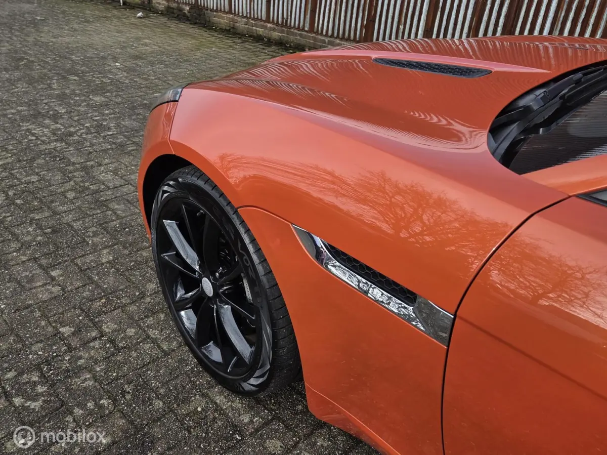3.0 V6 Meridian|Firesand|Uniek