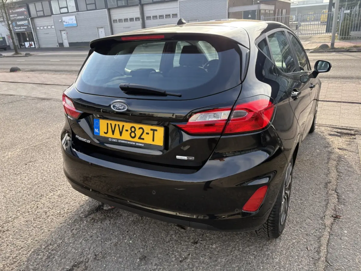 1.0 EcoBoost Hybrid Titanium