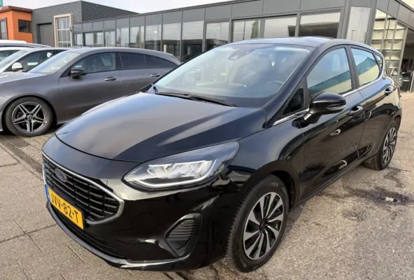 1.0 EcoBoost Hybrid Titanium