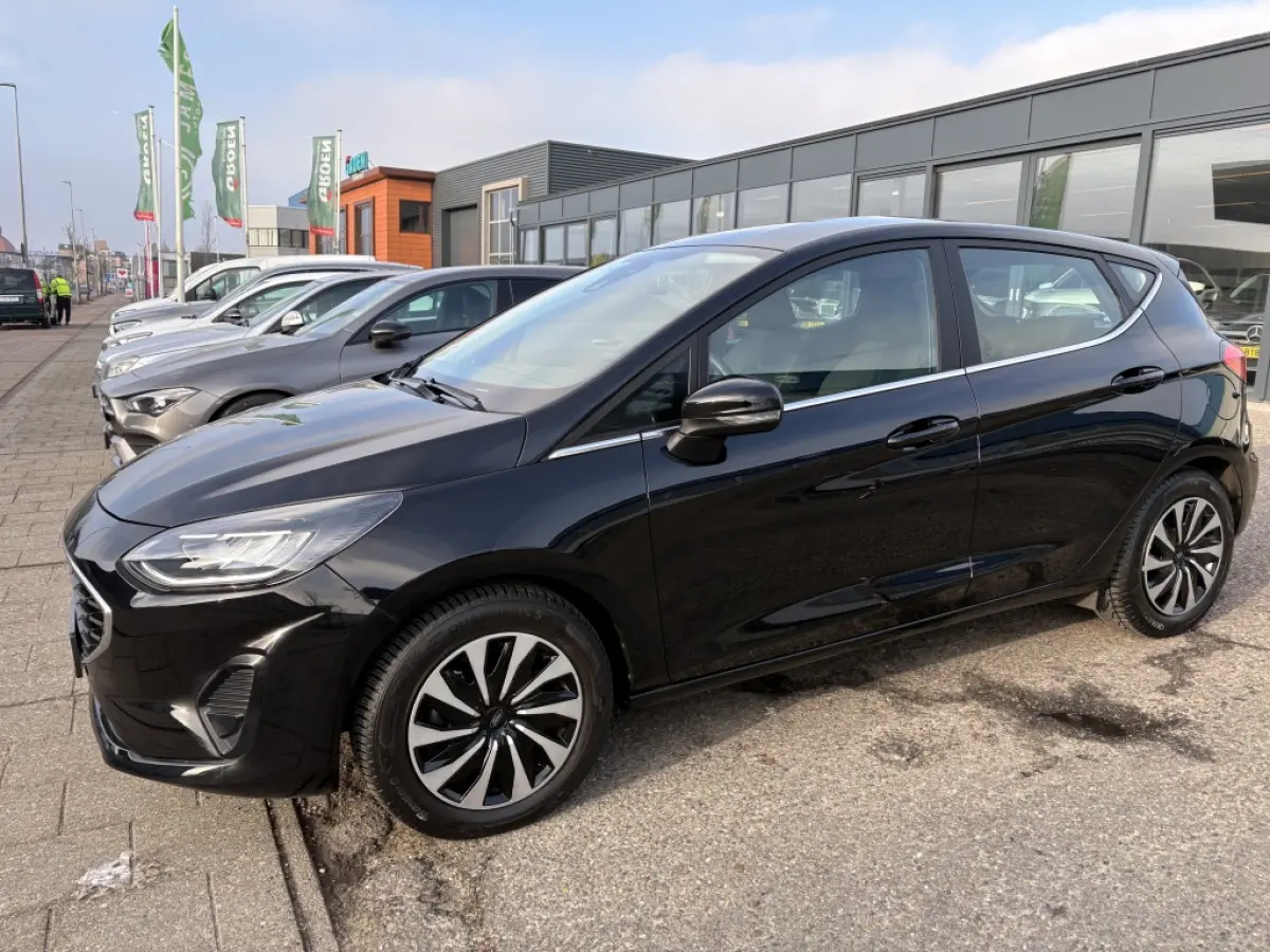 1.0 EcoBoost Hybrid Titanium