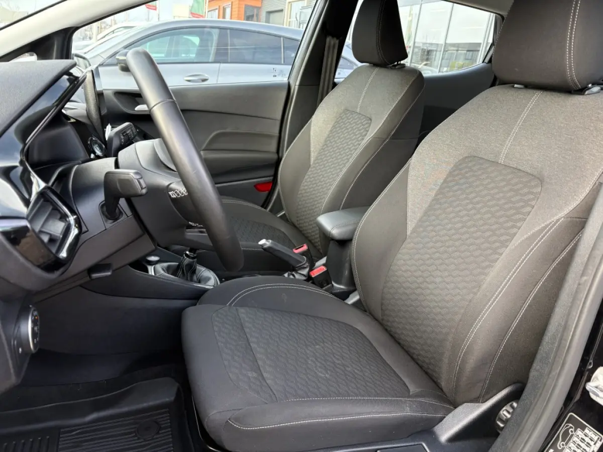 1.0 EcoBoost Hybrid Titanium