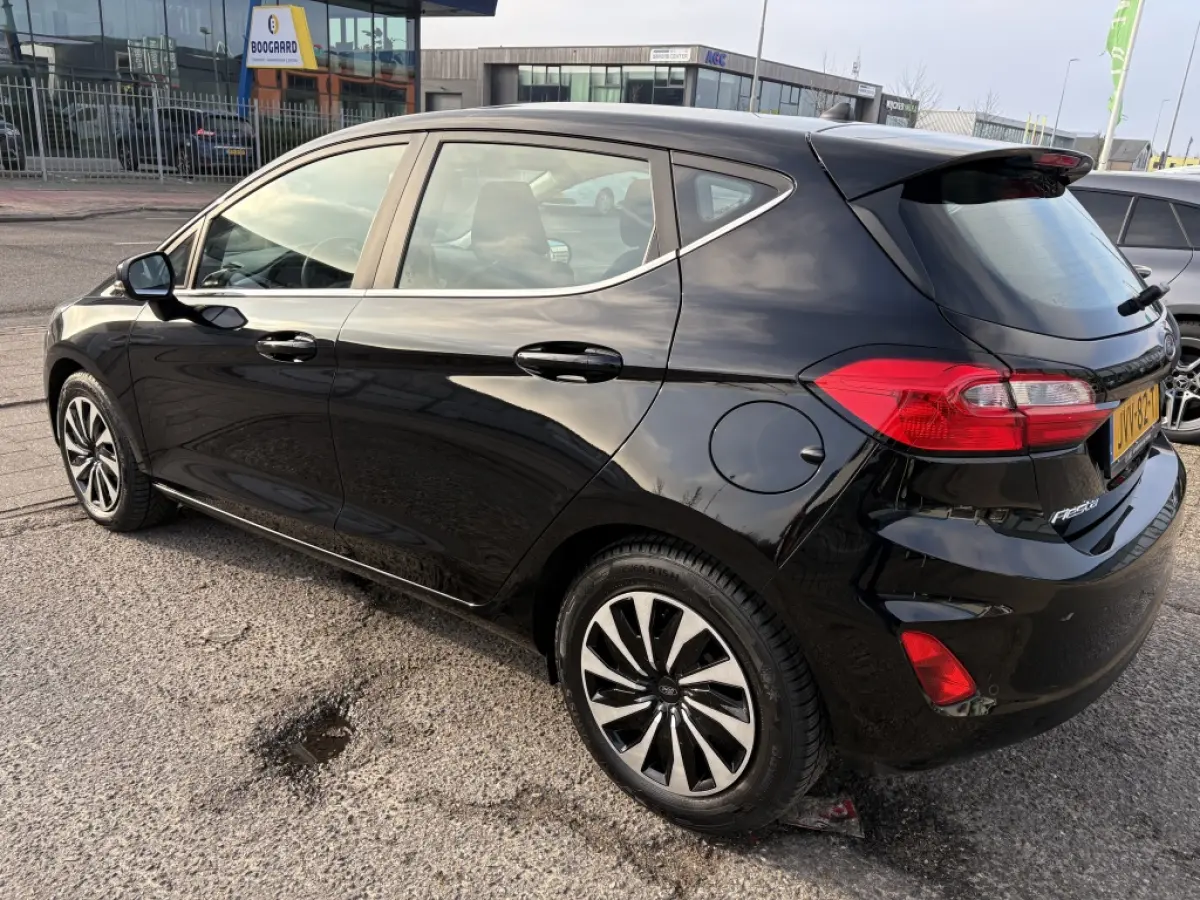 1.0 EcoBoost Hybrid Titanium