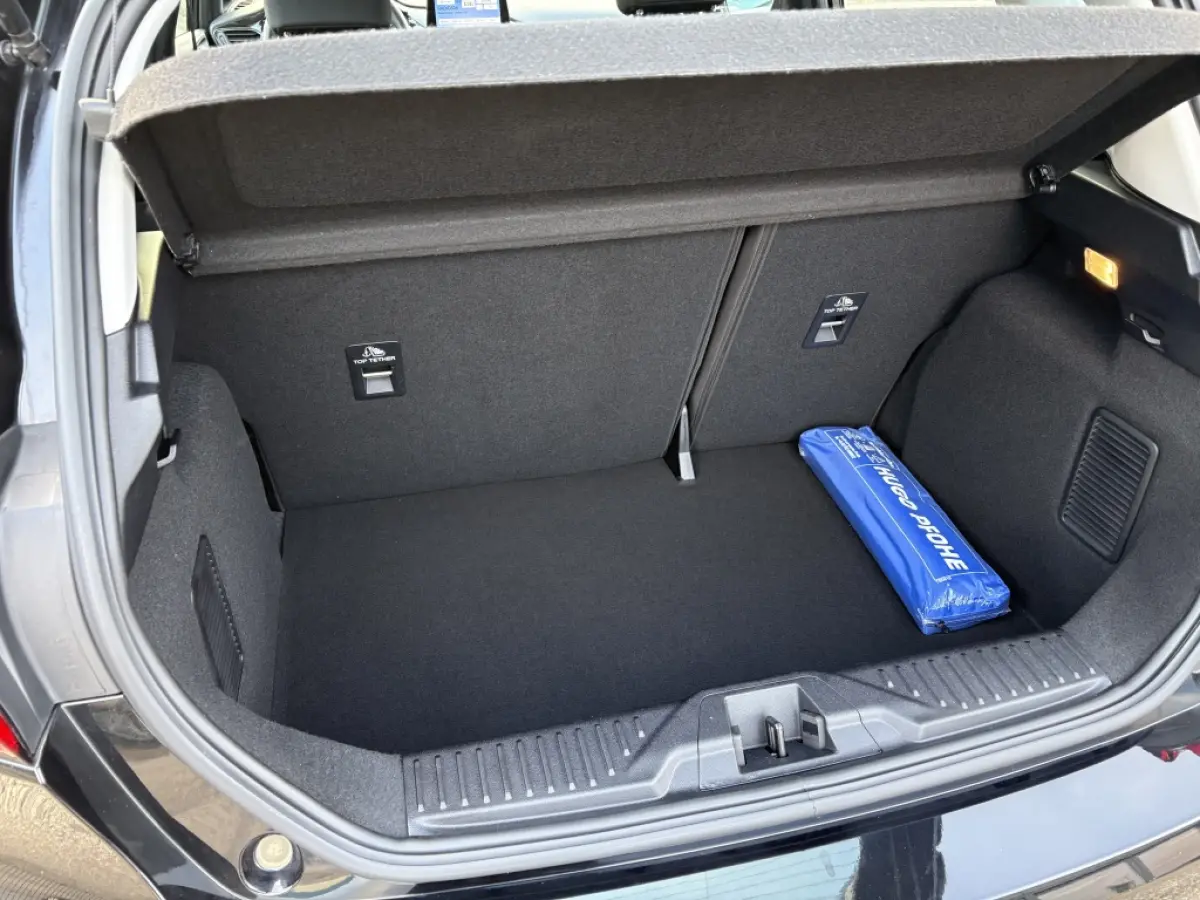 1.0 EcoBoost Hybrid Titanium