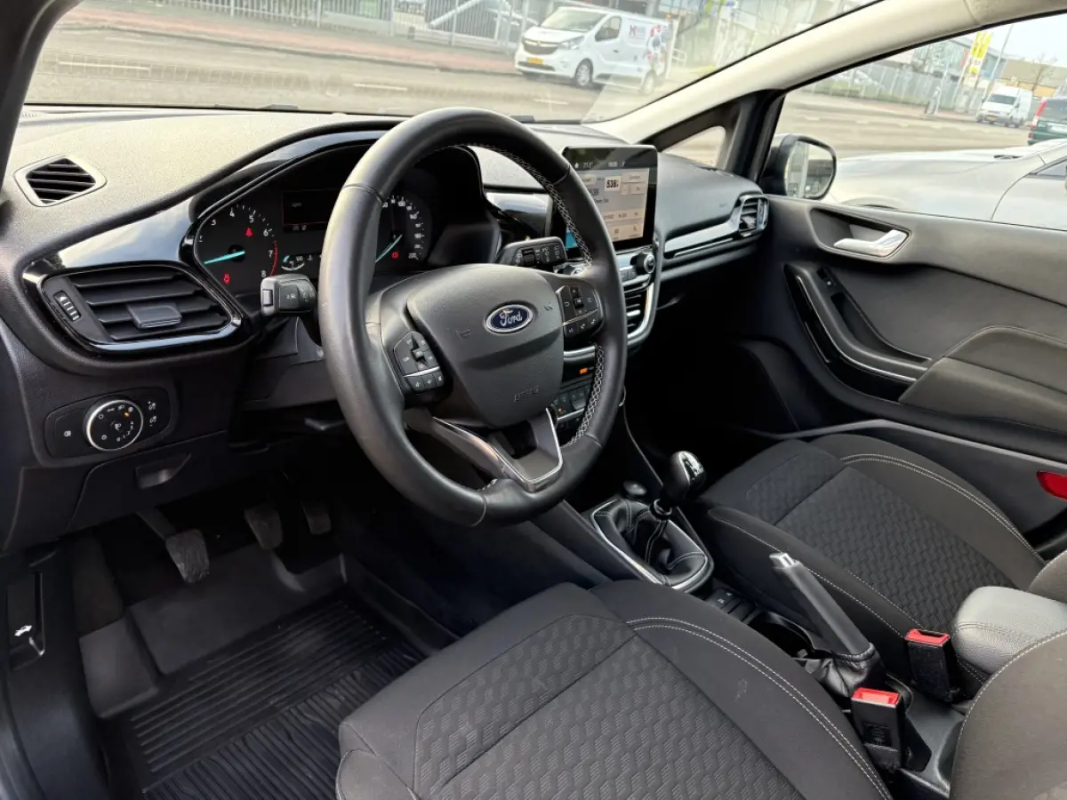 1.0 EcoBoost Hybrid Titanium