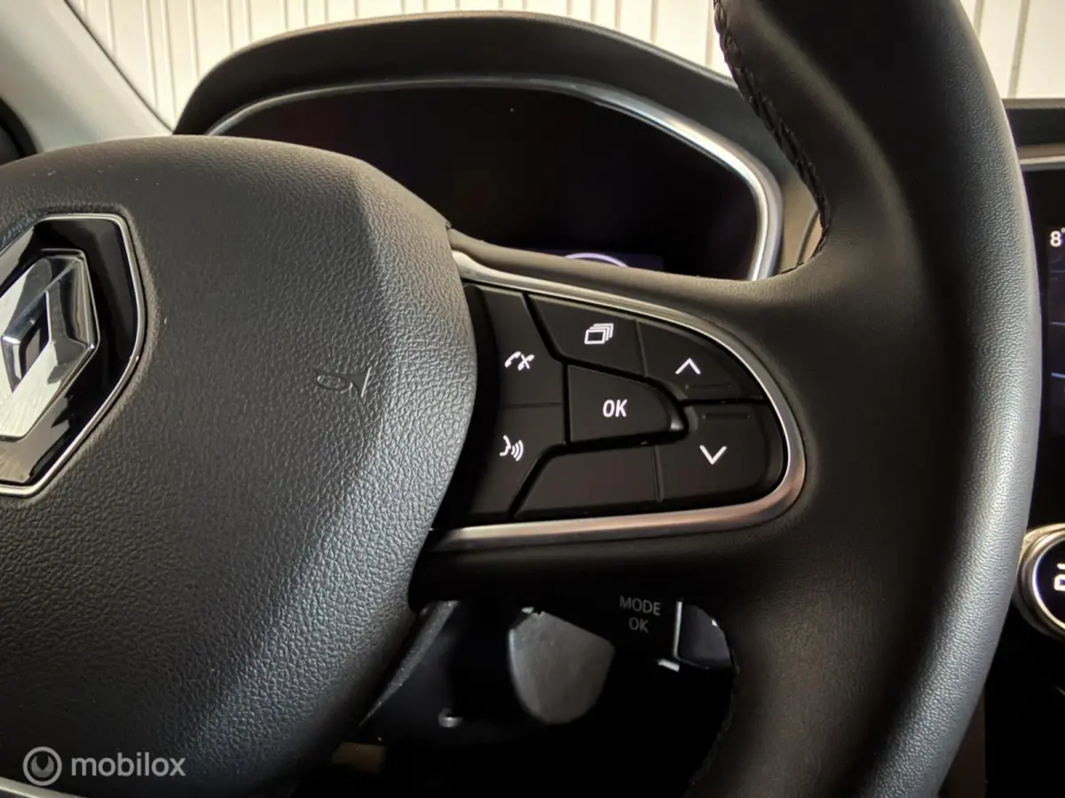 Estate 1.6 Plug-In Hybrid 160 Business Edition One