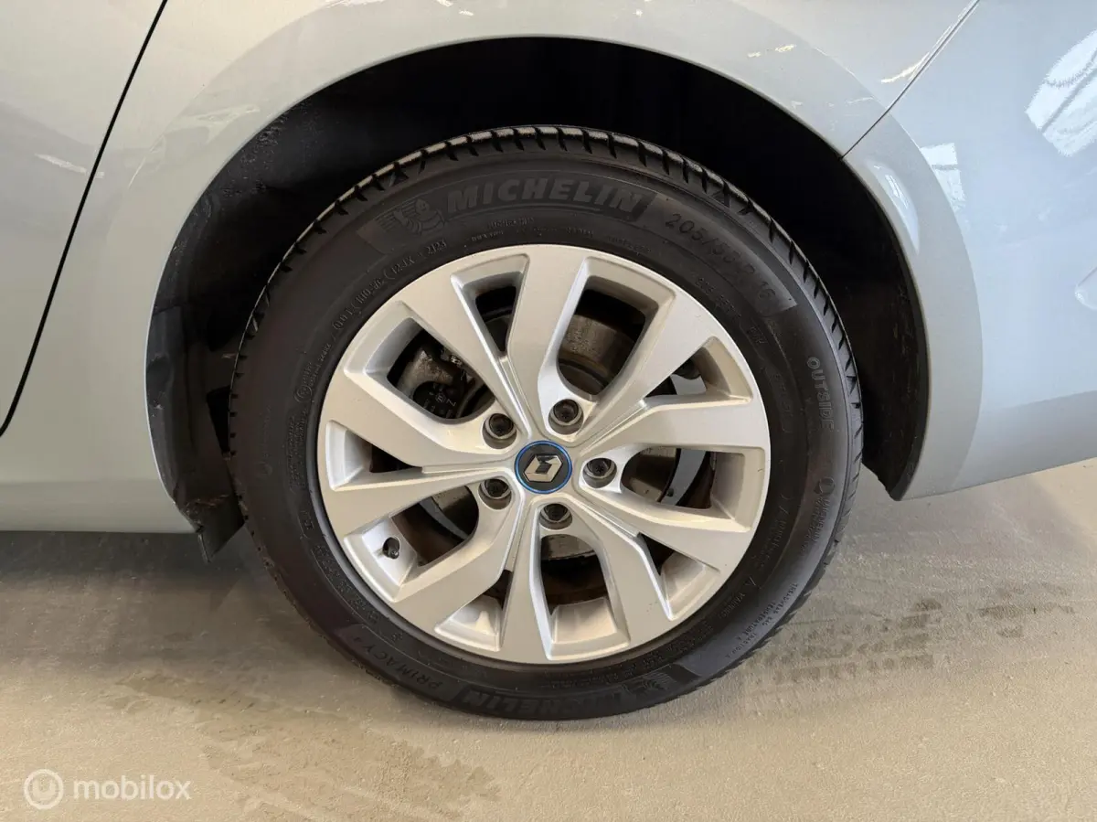 Estate 1.6 Plug-In Hybrid 160 Business Edition One