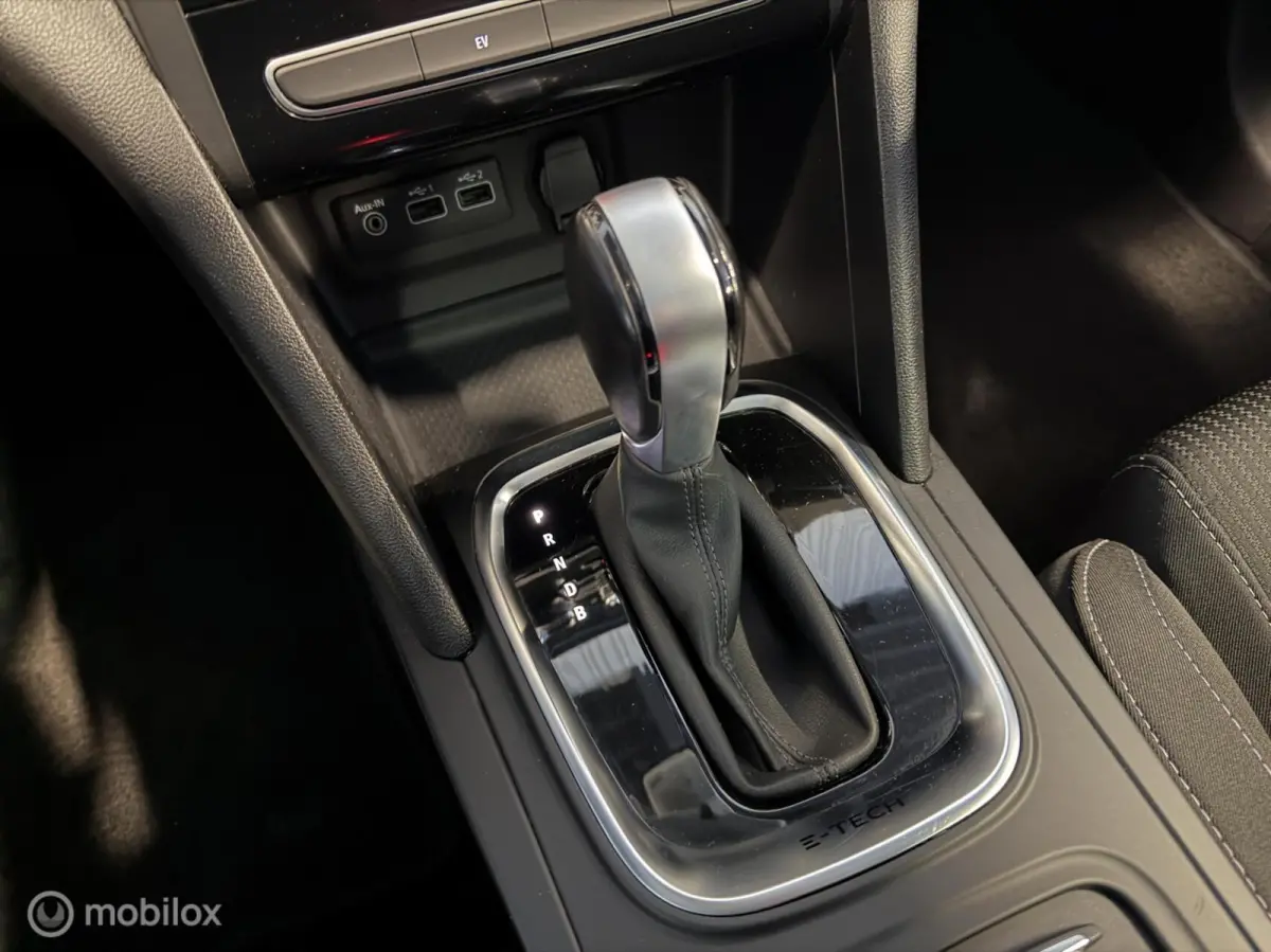Estate 1.6 Plug-In Hybrid 160 Business Edition One