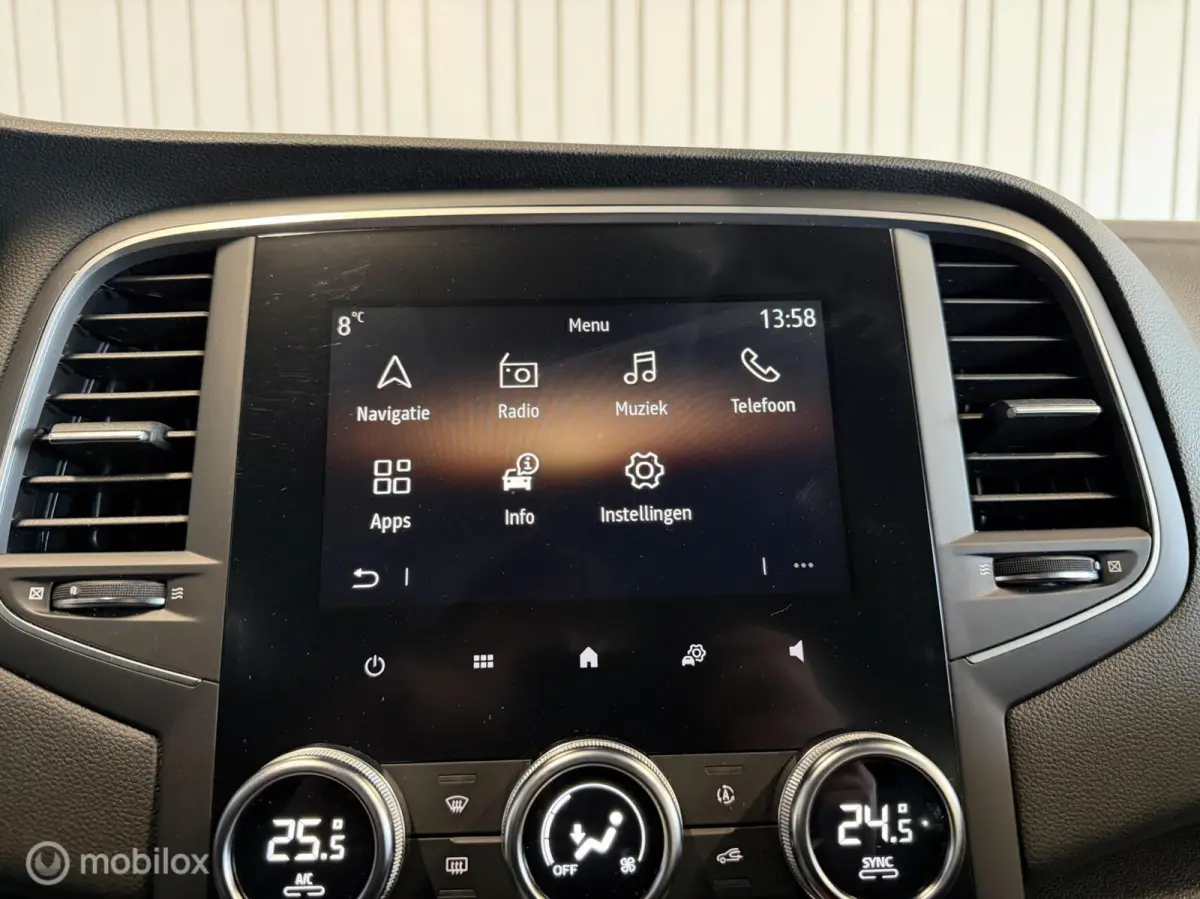 Estate 1.6 Plug-In Hybrid 160 Business Edition One