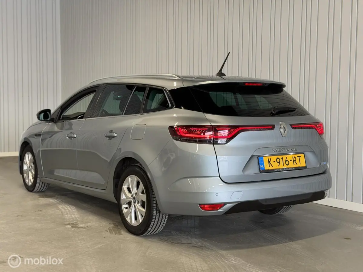 Estate 1.6 Plug-In Hybrid 160 Business Edition One