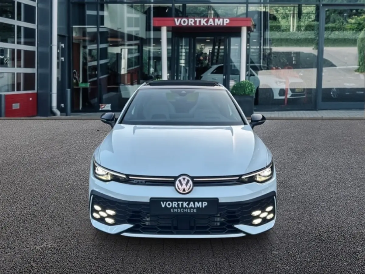 1.5 TSI DSG GTE IQ/TREKHAAK/OPENDAK/CAMERA/HEADUPDIS/ACC
