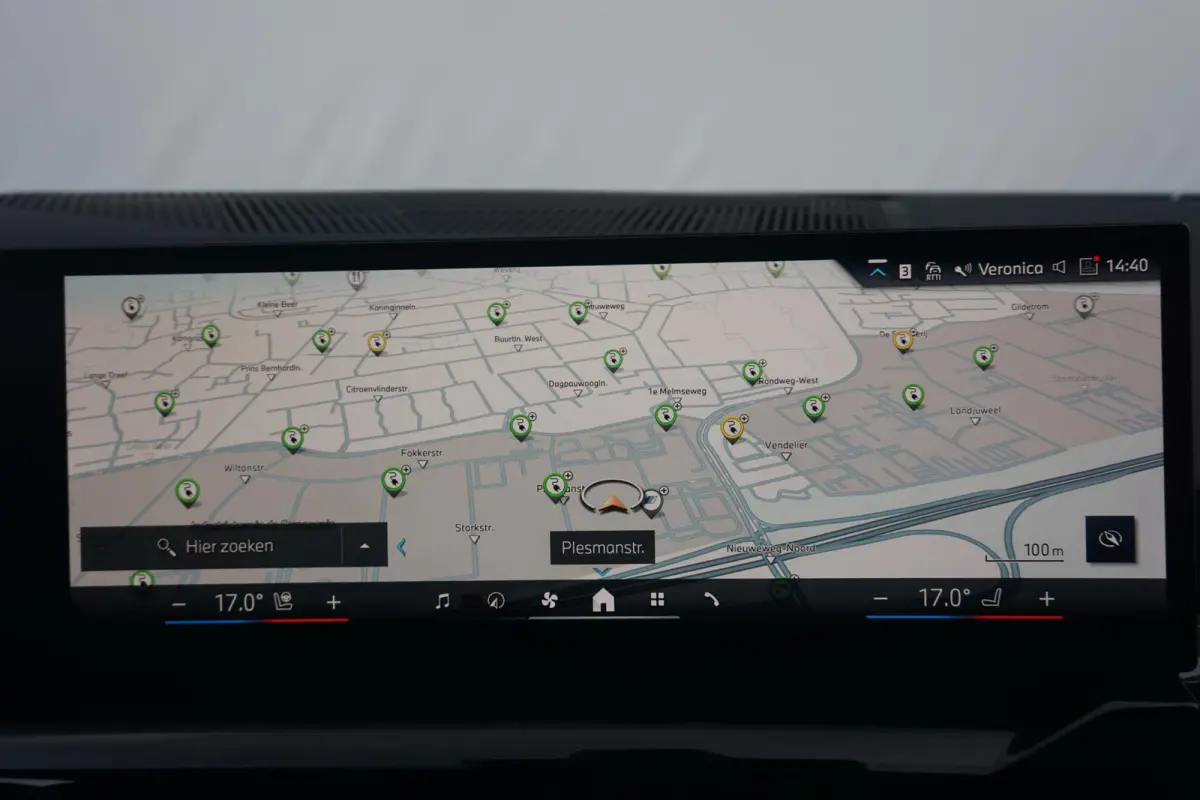 xDrive40 M Sportpakket 19'' / Panoramadak / Harman Kardon / Parking Assistant Plus / Trekhaak