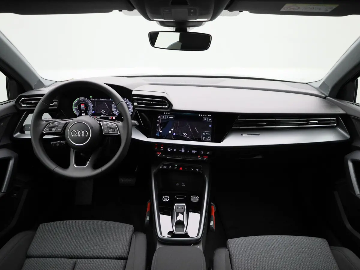 40 TFSI e S edition l Demo l Cruise control l Airco l Navigatie l Stoelverwarming l Elektr. instel. bestuurd.stoel l Parkeersensoren l Audi virtual cockpit plus l Audi drive select l Lichtme