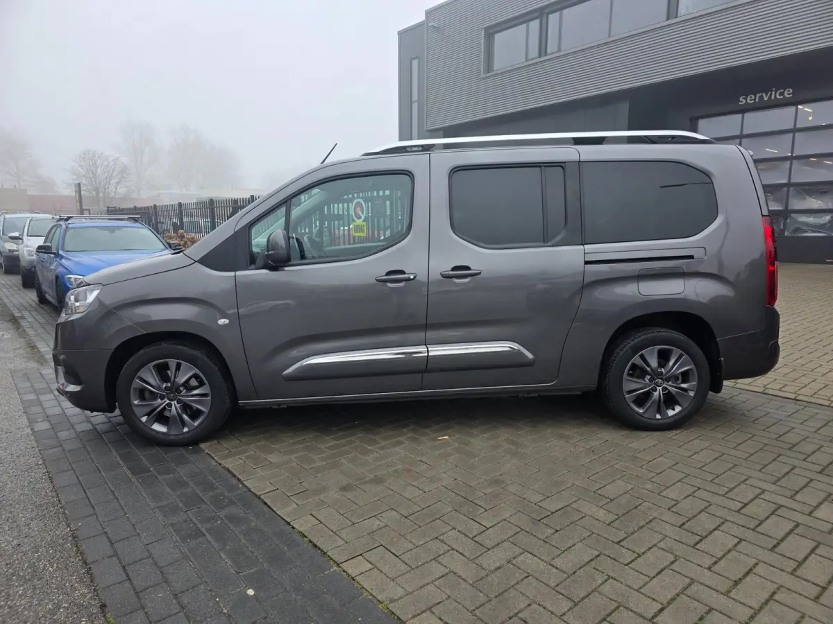 1.2 Turbo Professional|7-persoons|AUTOMAAT |Met o.a. achteruitrijcamera, cruise control en climate!