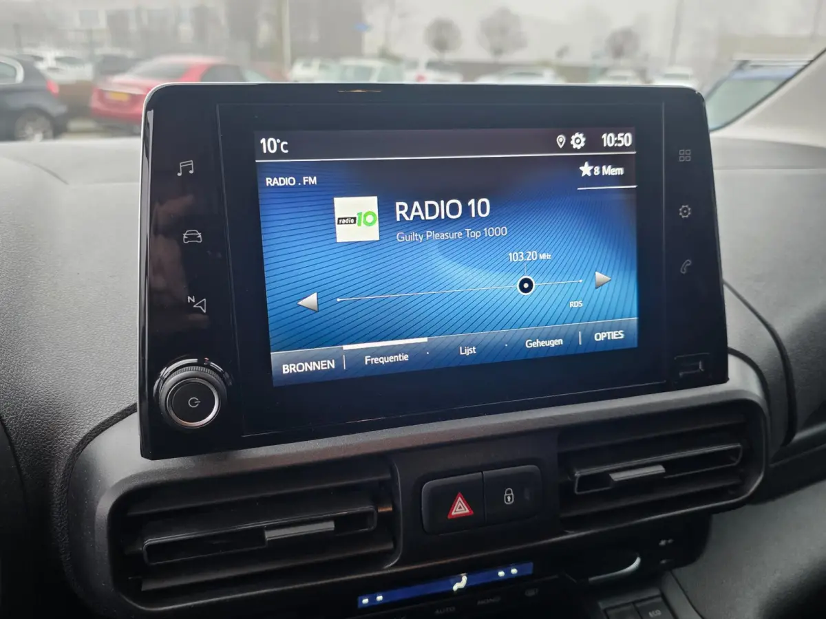 1.2 Turbo Professional|7-persoons|AUTOMAAT |Met o.a. achteruitrijcamera, cruise control en climate!