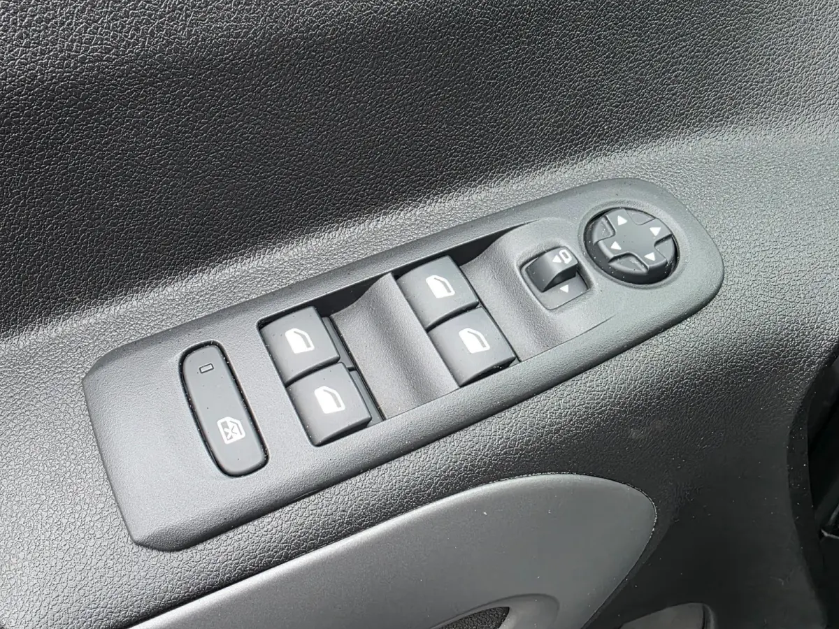1.2 Turbo Professional|7-persoons|AUTOMAAT |Met o.a. achteruitrijcamera, cruise control en climate!