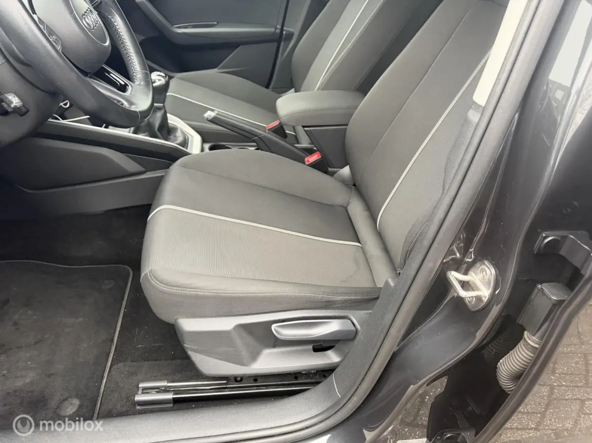 25 TFSI edition one