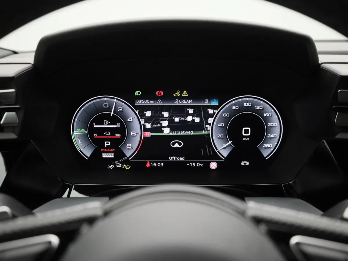 40 TFSI e S edition l Cruise control l Head-up display l Airco l Navigatie l Apple Carplay / Android Auto l Parkeersensoren l SONOS Premium 3D l Stoelverwarming l Lichtmetalen wielen