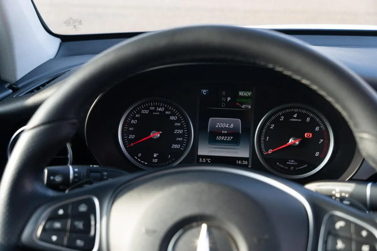 350e 4MATIC Premium AMG | Hybride | 1ste Eig | Trekhaak | Cruise | LED | Stoelverwarm. | Dealer onderhouden